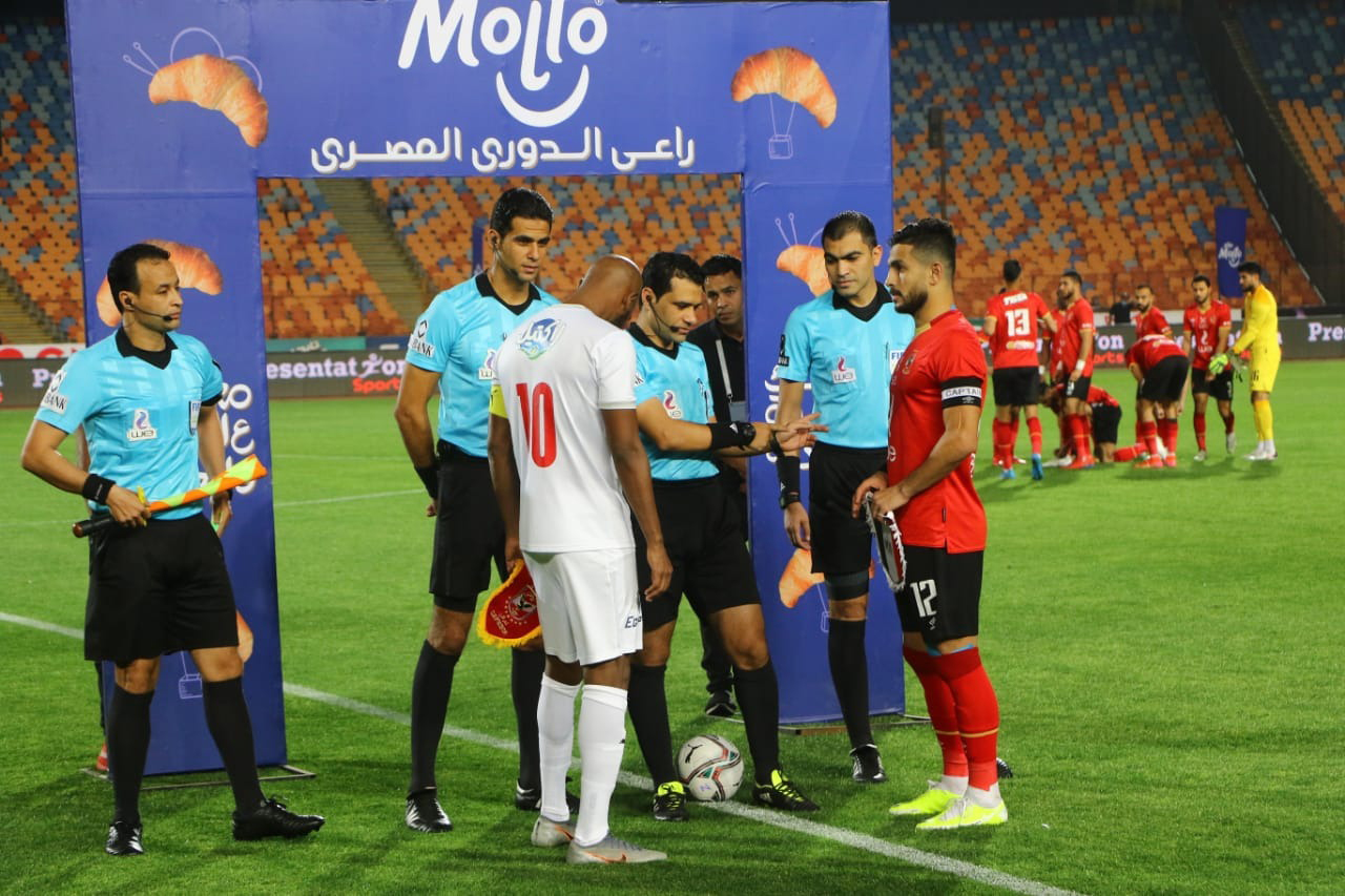7000 جنيه أجرهم في المباراة.. حكام الكرة في مصر ظالمون أم مظلومون؟
